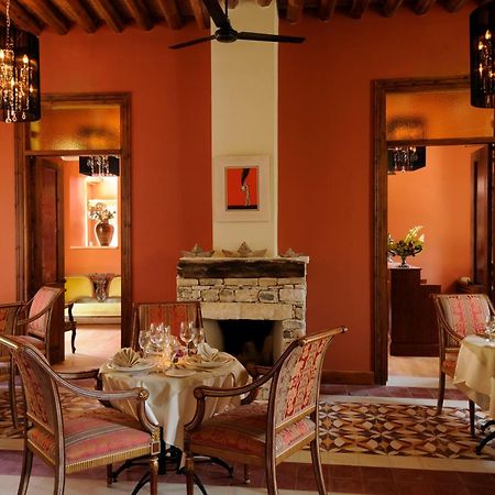 The Library Hotel Wellness Retreat Καλαβασός Εξωτερικό φωτογραφία