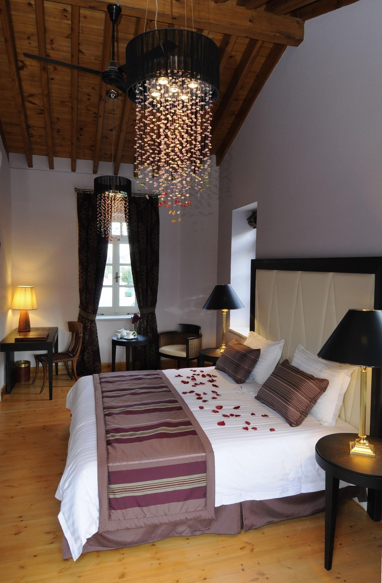 The Library Hotel Wellness Retreat Καλαβασός Εξωτερικό φωτογραφία