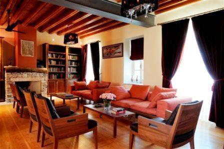 The Library Hotel Wellness Retreat Καλαβασός Εξωτερικό φωτογραφία